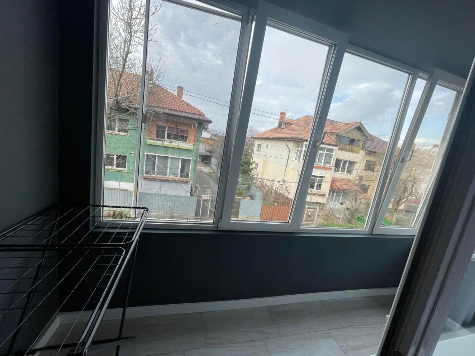 Apartment V - Ultra *