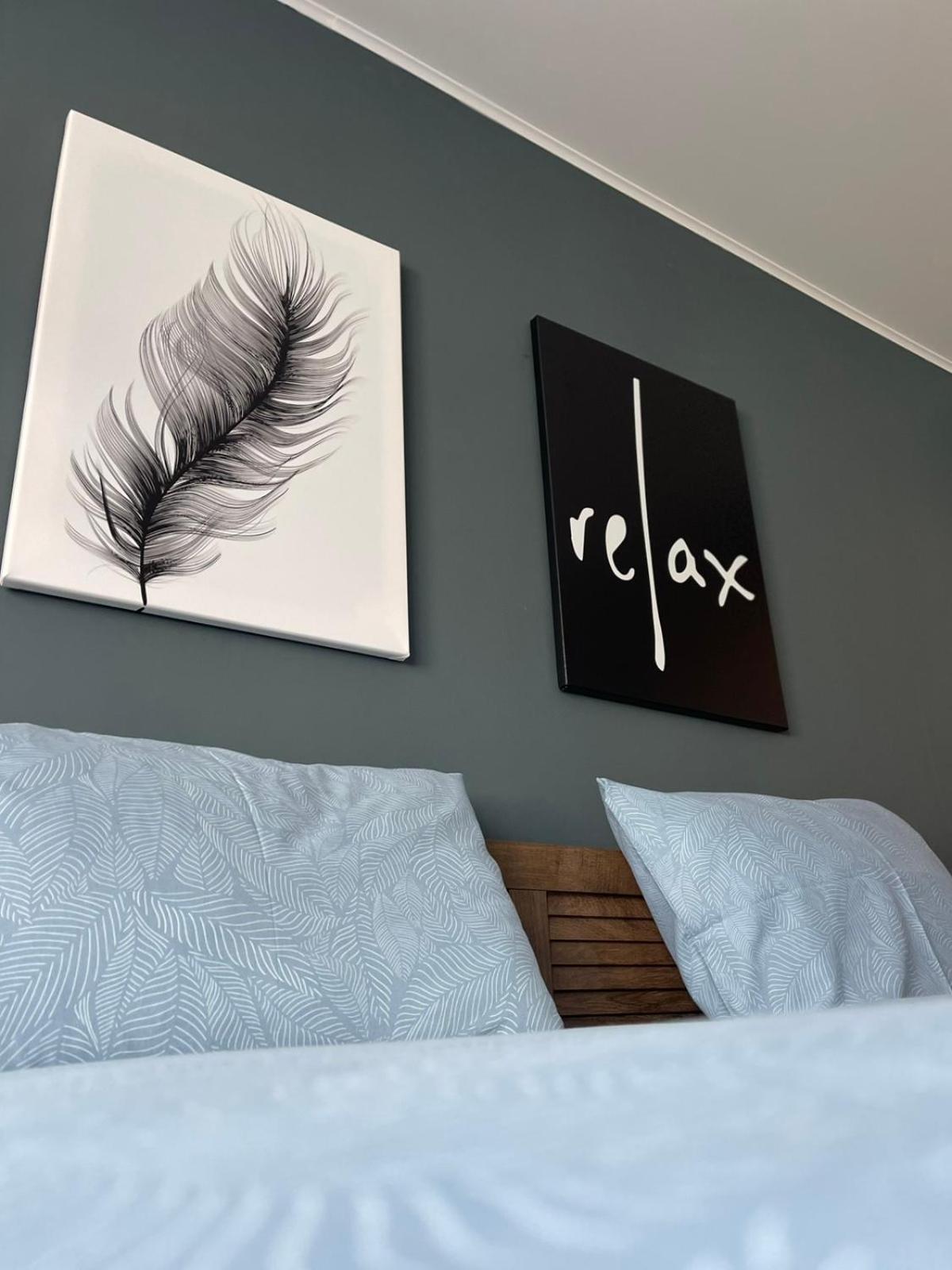 V - Ultra Apartment Otopeni